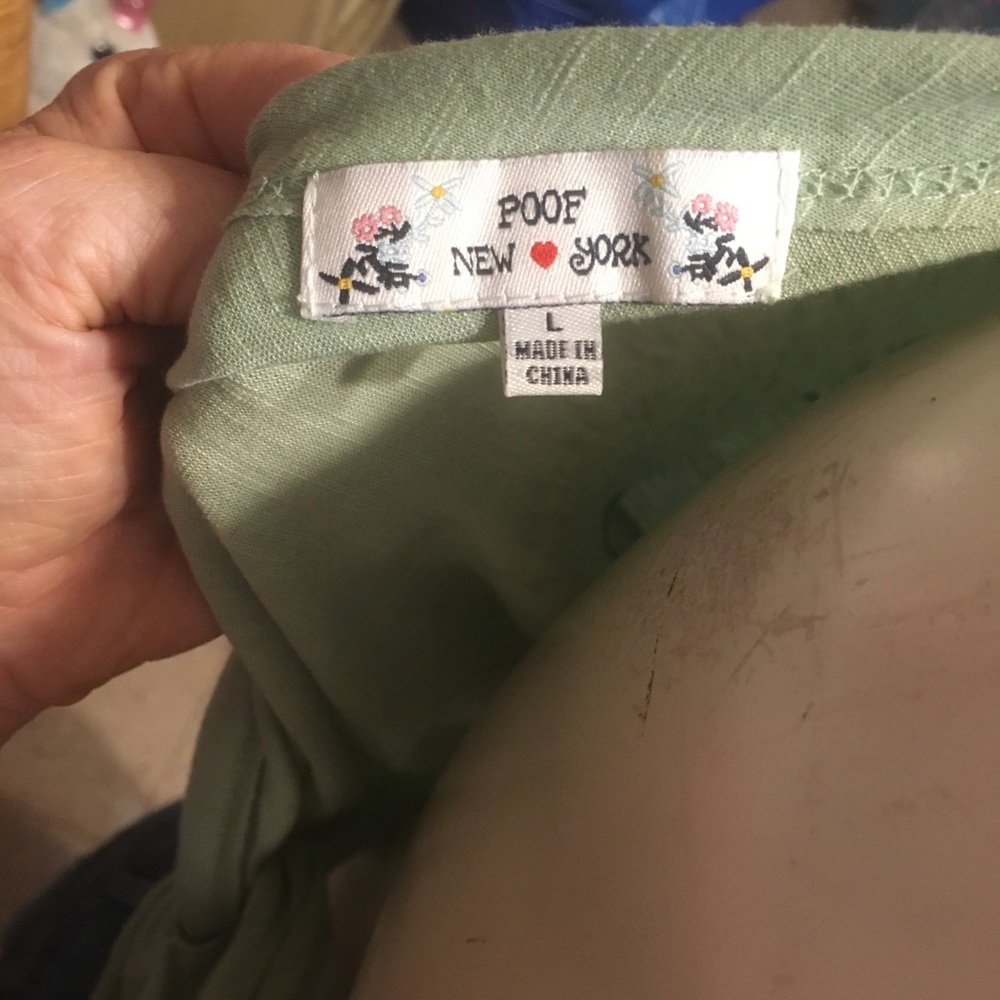 Knot Back Tee - Picture 2 of 3